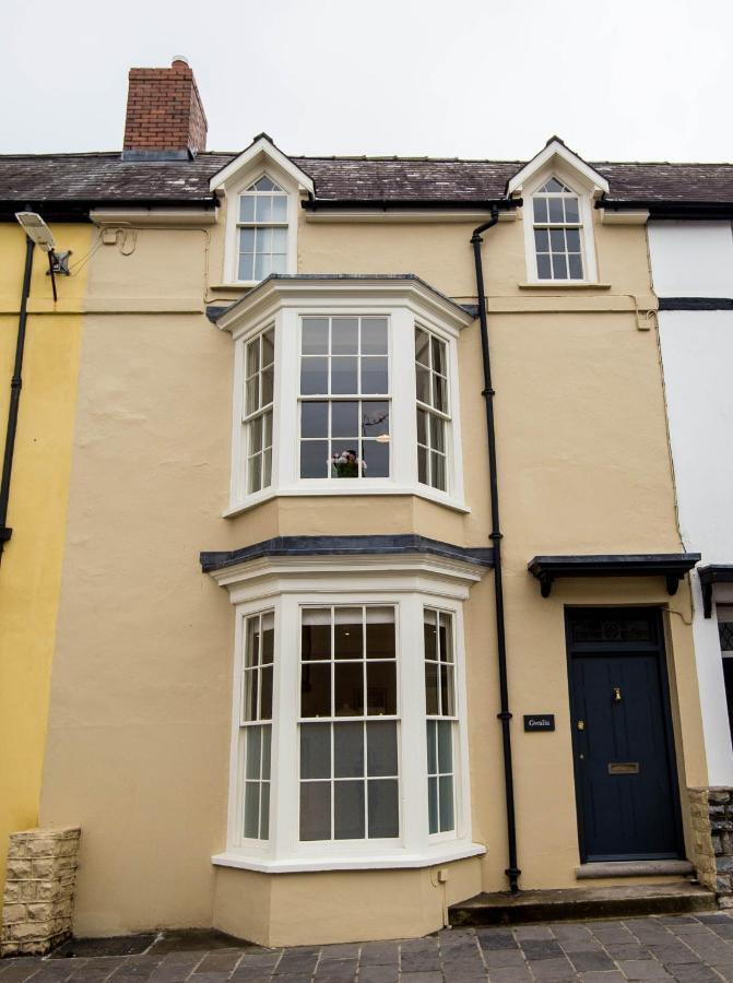 Gwalia House- Stunning Townhouse With 3 Ensuite Bedrooms Holiday home